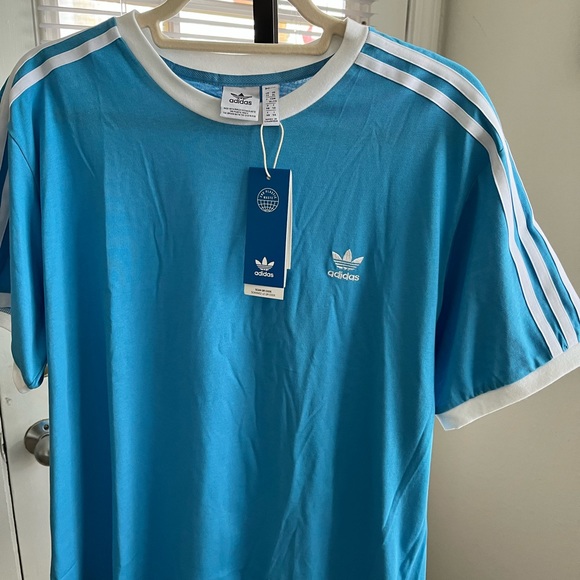 ADICOLOR CLASSIC TRACEABLE NWT AUTHENTIC APP SKY RUSH COLOR SHORT SLEEVES TOP - Picture 7 of 16